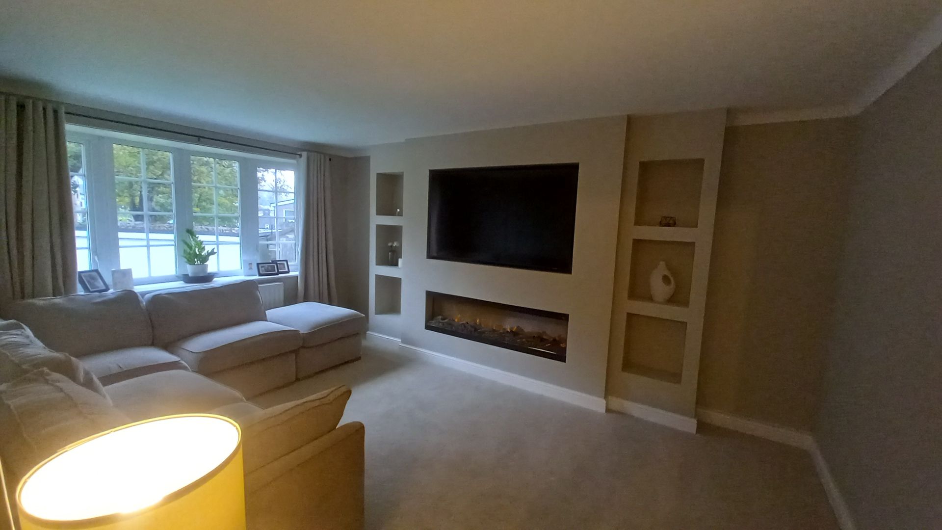 decorative finishes - interior design - painting and decorating - media wall 