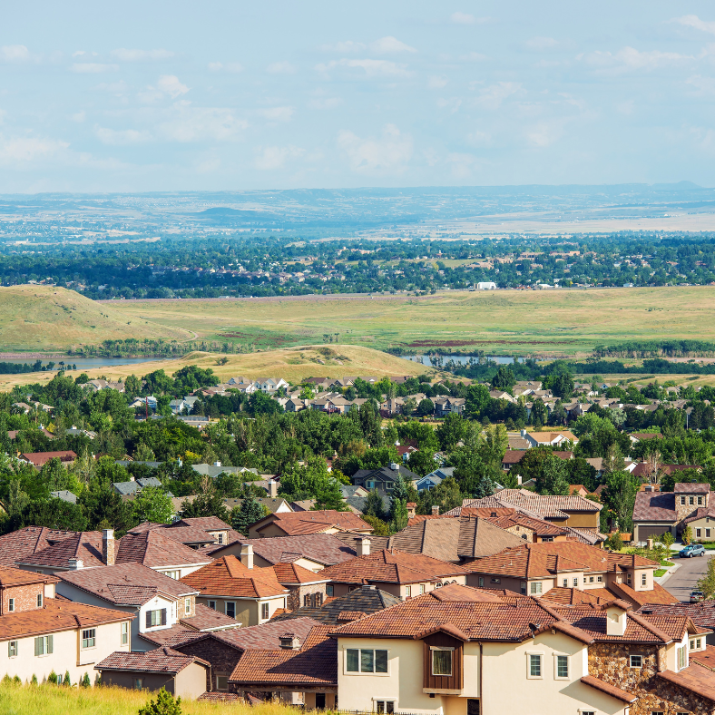 We buy houses in Lakewood, CO just like yours! Contact us today for the best cash offer.