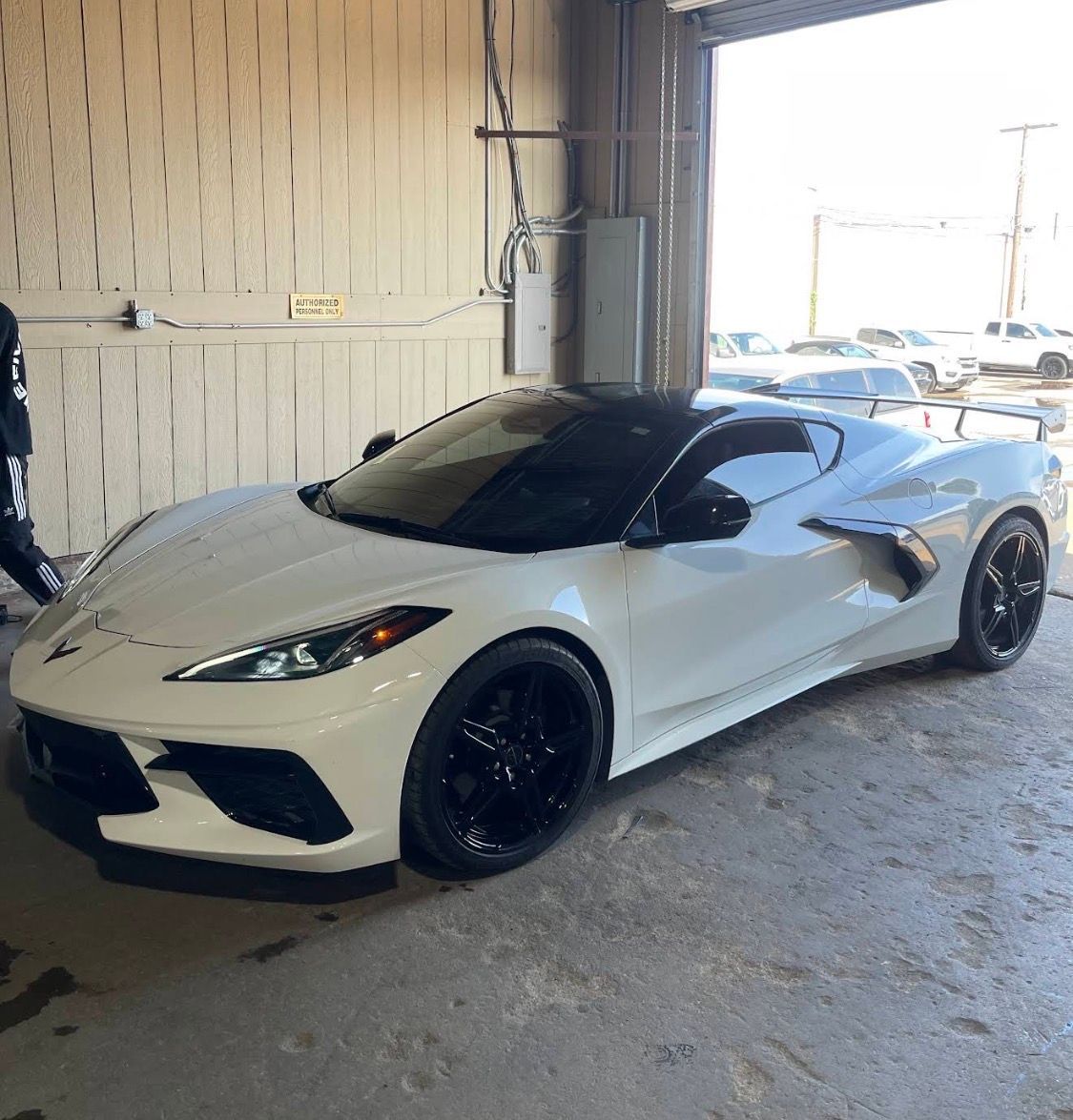 White Lamborghini Huracan | 5G Auto Service & Bodyshop