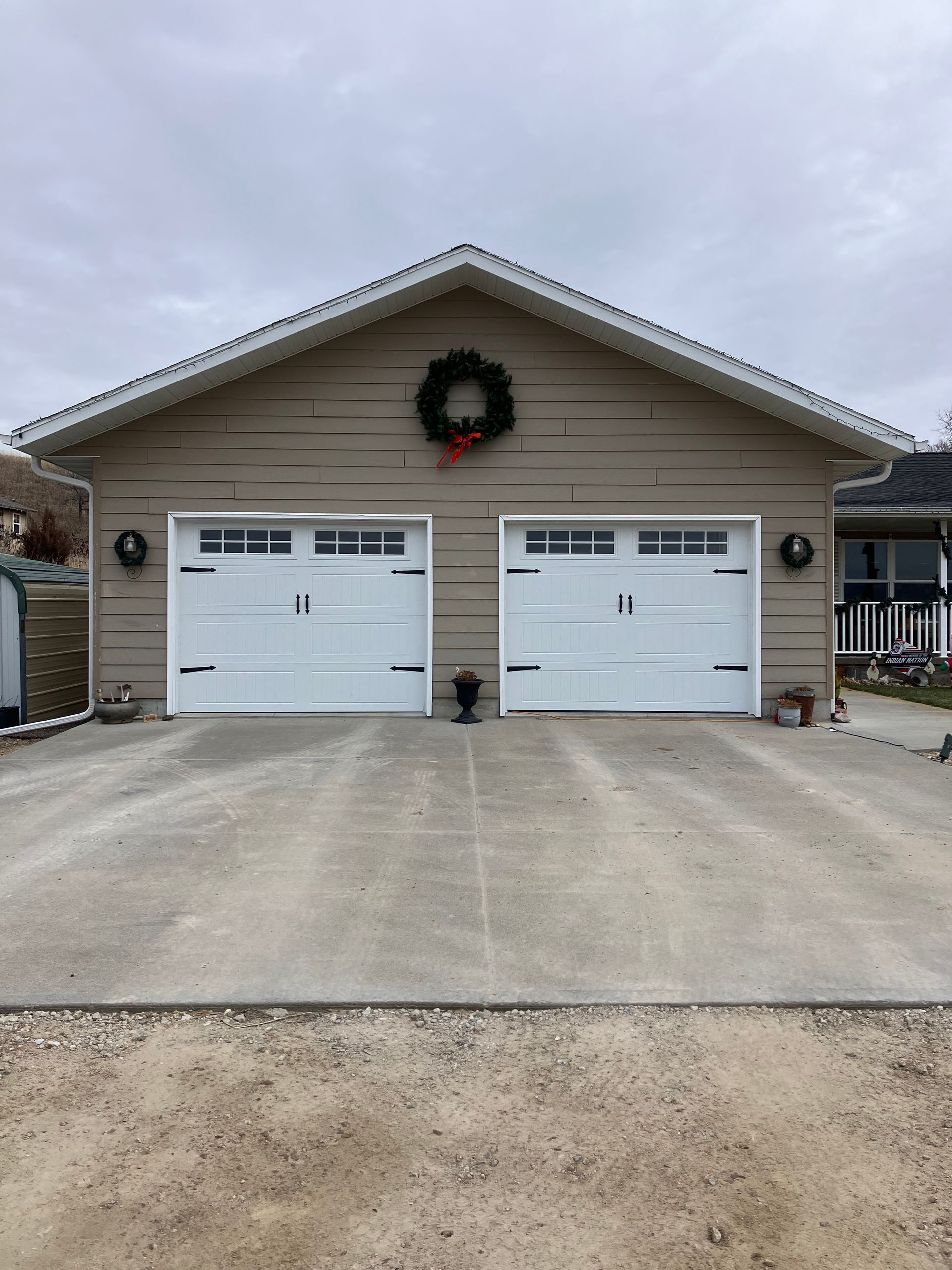 Overhead Door Troubleshooting Tips thumbnail