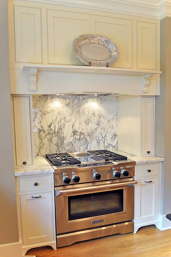 Kitchen Stove — Countertop Specialists in Savannah, GA