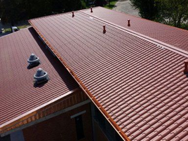 tetto con copertura impermeabile