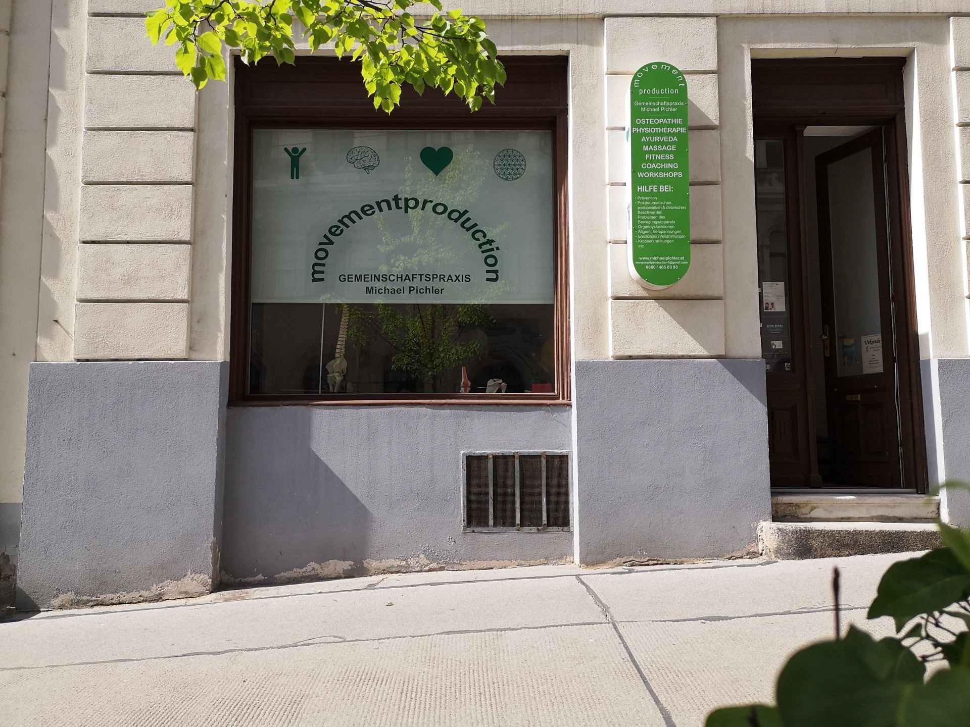Plakativ - Werbetechnik, Büro- und Shopdekoration