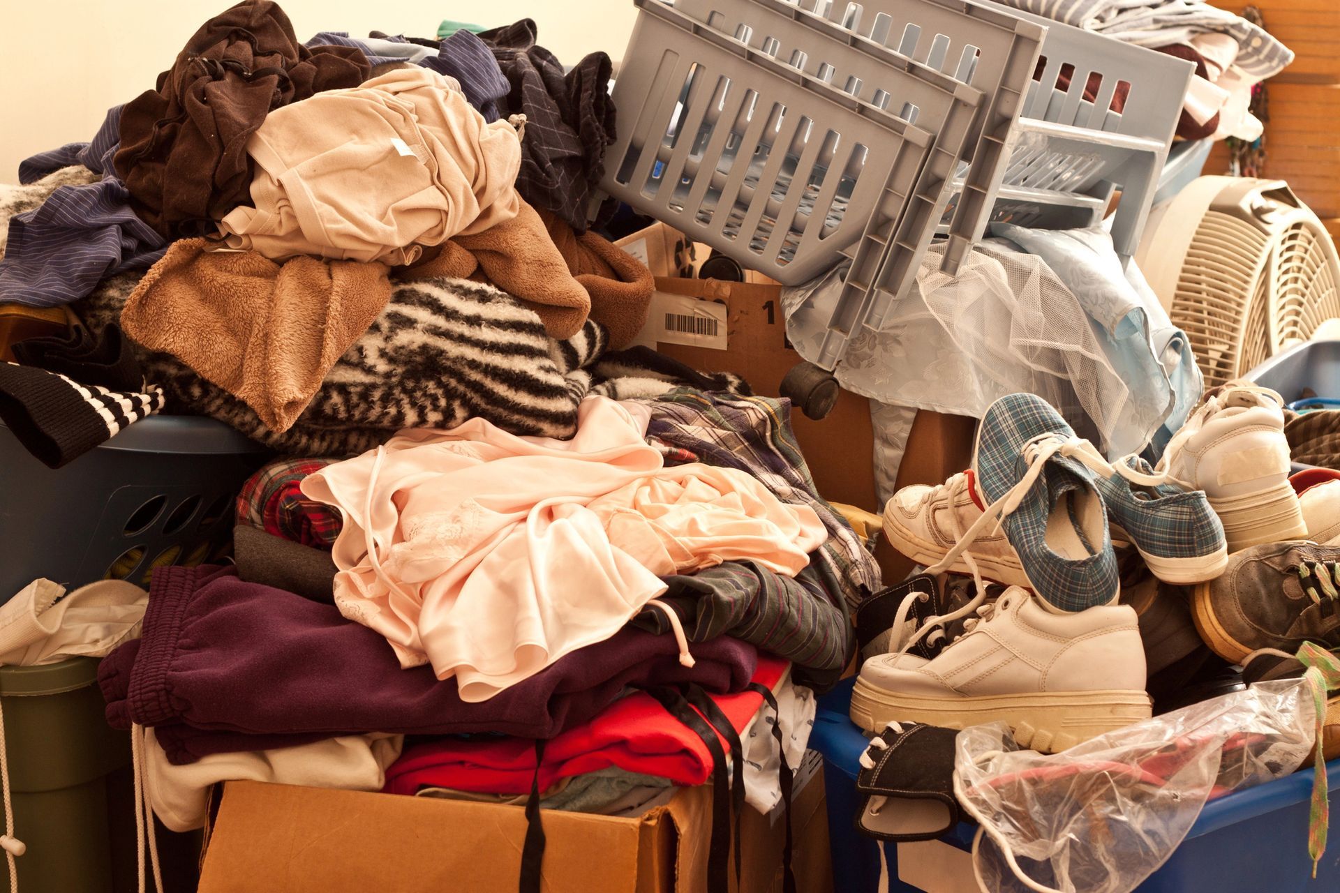 Hoarder Cleanouts in Apple Valley, CA