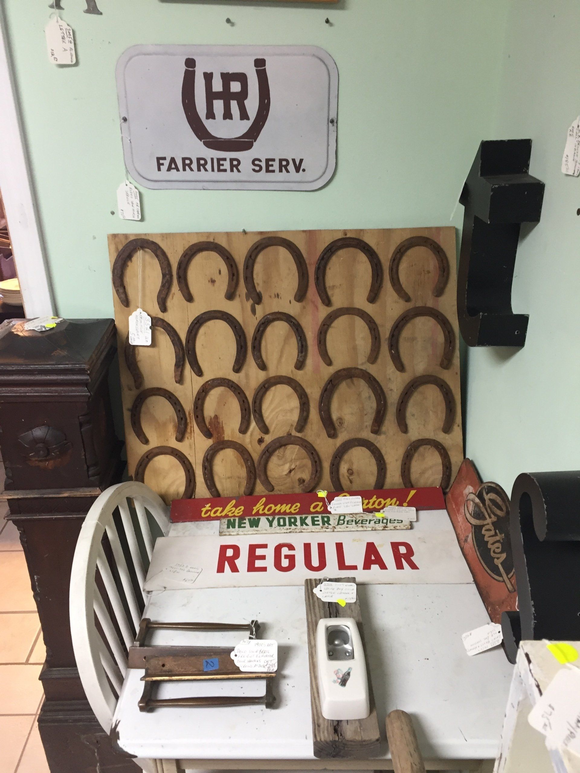 Farrier Horseshoe Service, Horseshoes & Signs