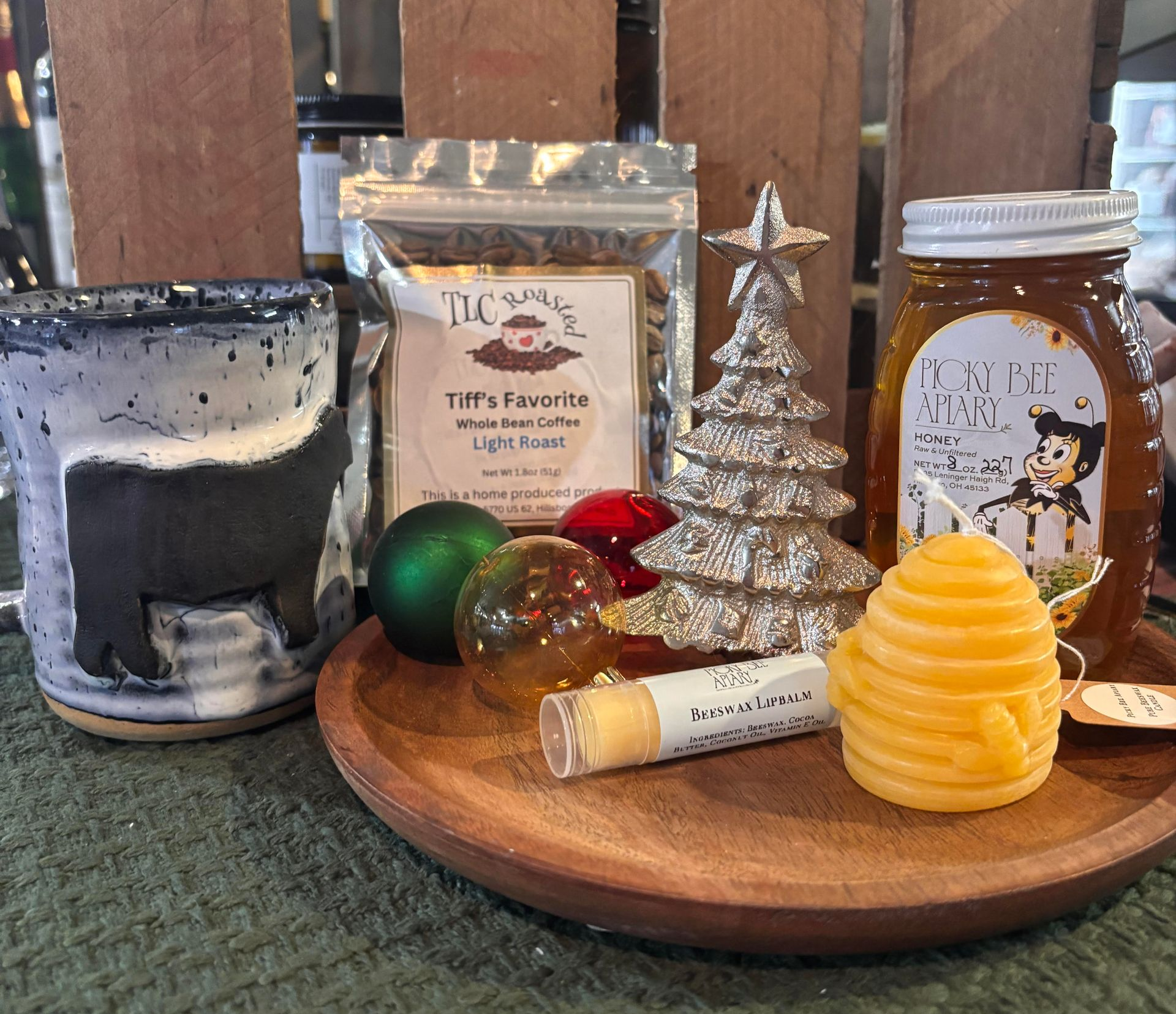 Broken Arrow Cutting Boards