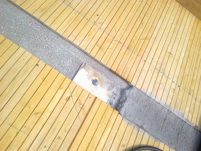 realizzazione di copertura con listoni in legno