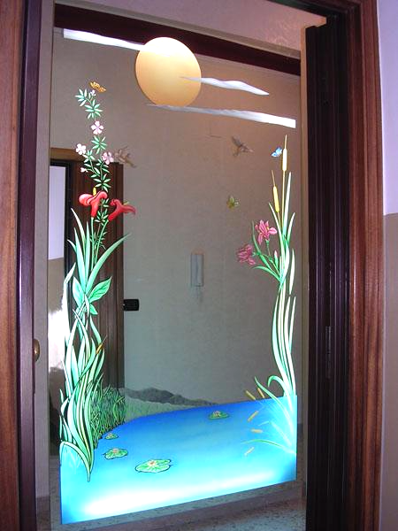 Specchiera da ingresso retrodecorata e illuminata