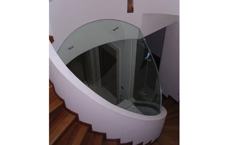Chiusura vano scala in cristallo di sicurezza