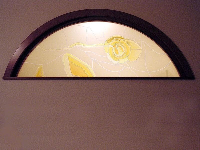 Decoro inciso e colorato