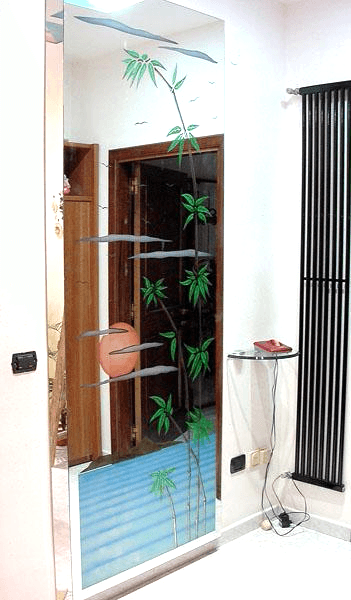 Specchiera da ingresso retrodecorata e illuminata