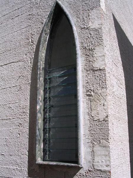 Finestra cappella gentilizia