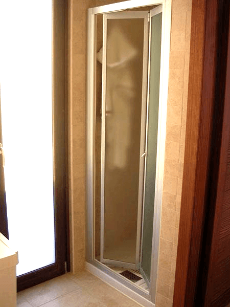 box doccia finiture alluminio