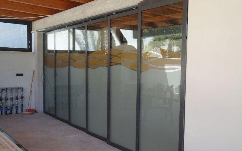 Divisorio scorrevole decorato