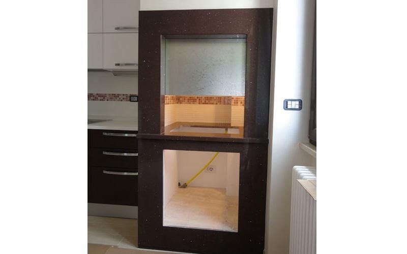 Fracassé in specchio satinato con apertura elettrica