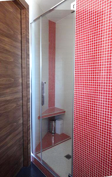 Fisso e portella in linea con montante