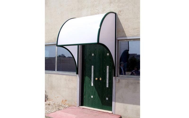 Pensilina in policarbonato e alluminio