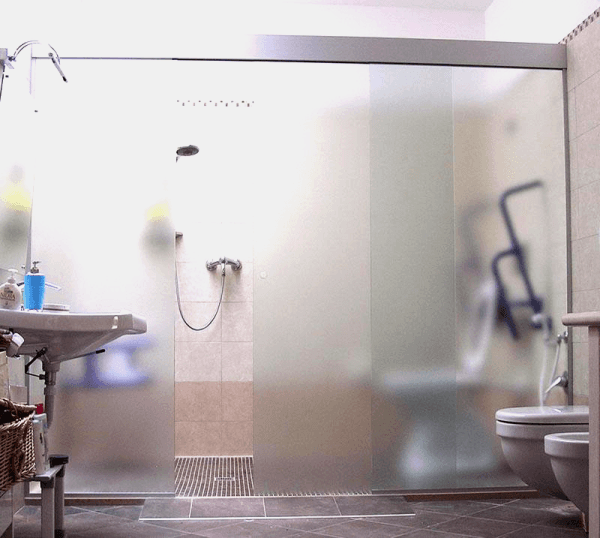 box doccia con due vetri fissi laterali