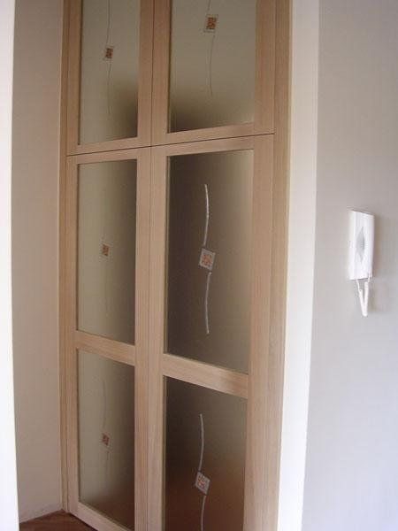 Decoro inciso e colorato