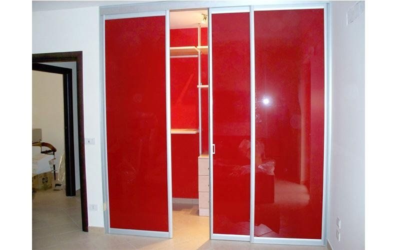 Cabina armadio in alluminio e vetro retrolaccato