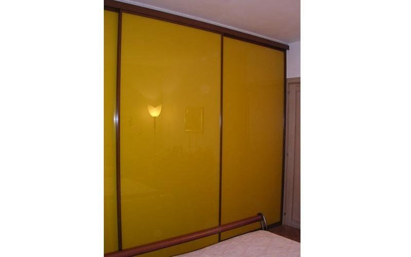 Cabina armadio in alluminio e vetro retrolaccato