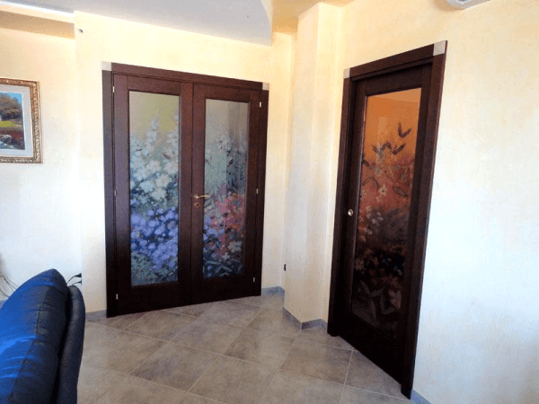 Stampe su vetri per porte interne