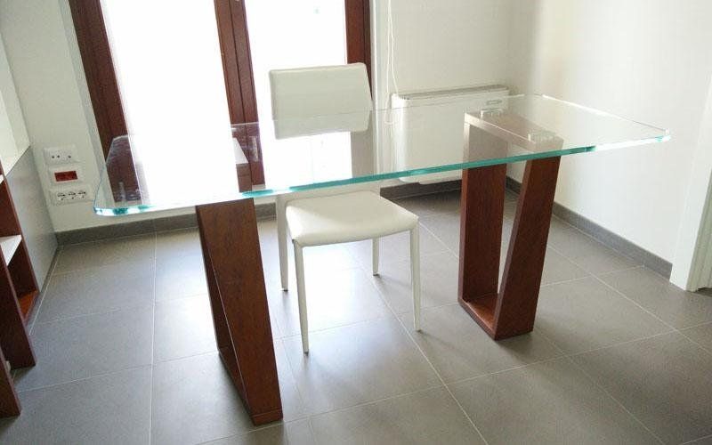 Tavolo in cristallo extrachiaro