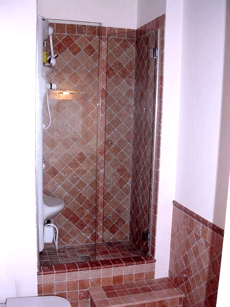 box doccia con portella in linea