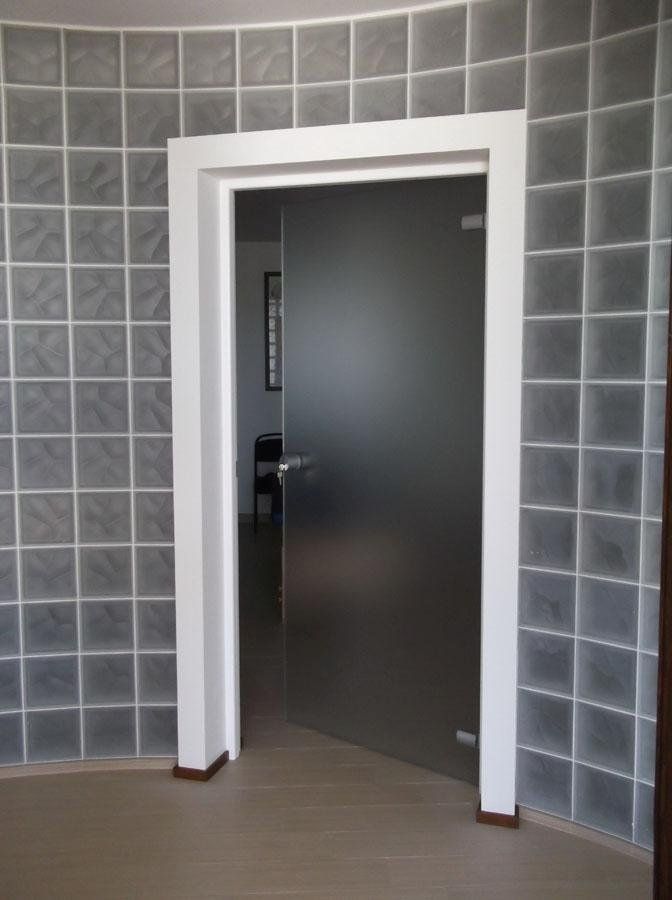 porta con vetro satinato