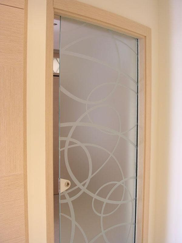 porta decorata a scomparsa