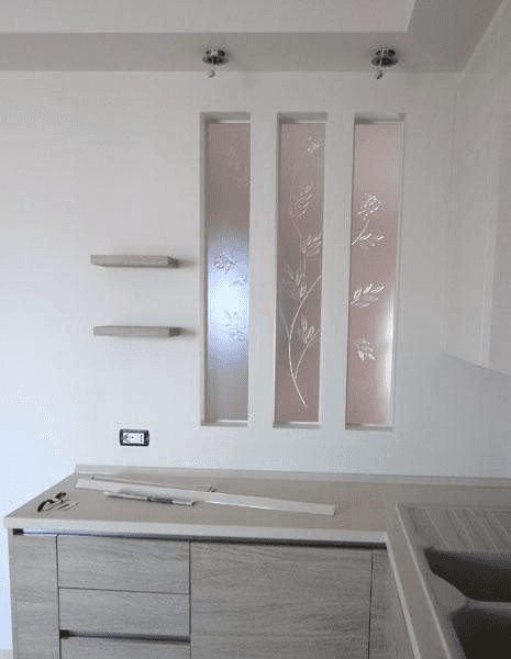 Decoro inciso e lucido