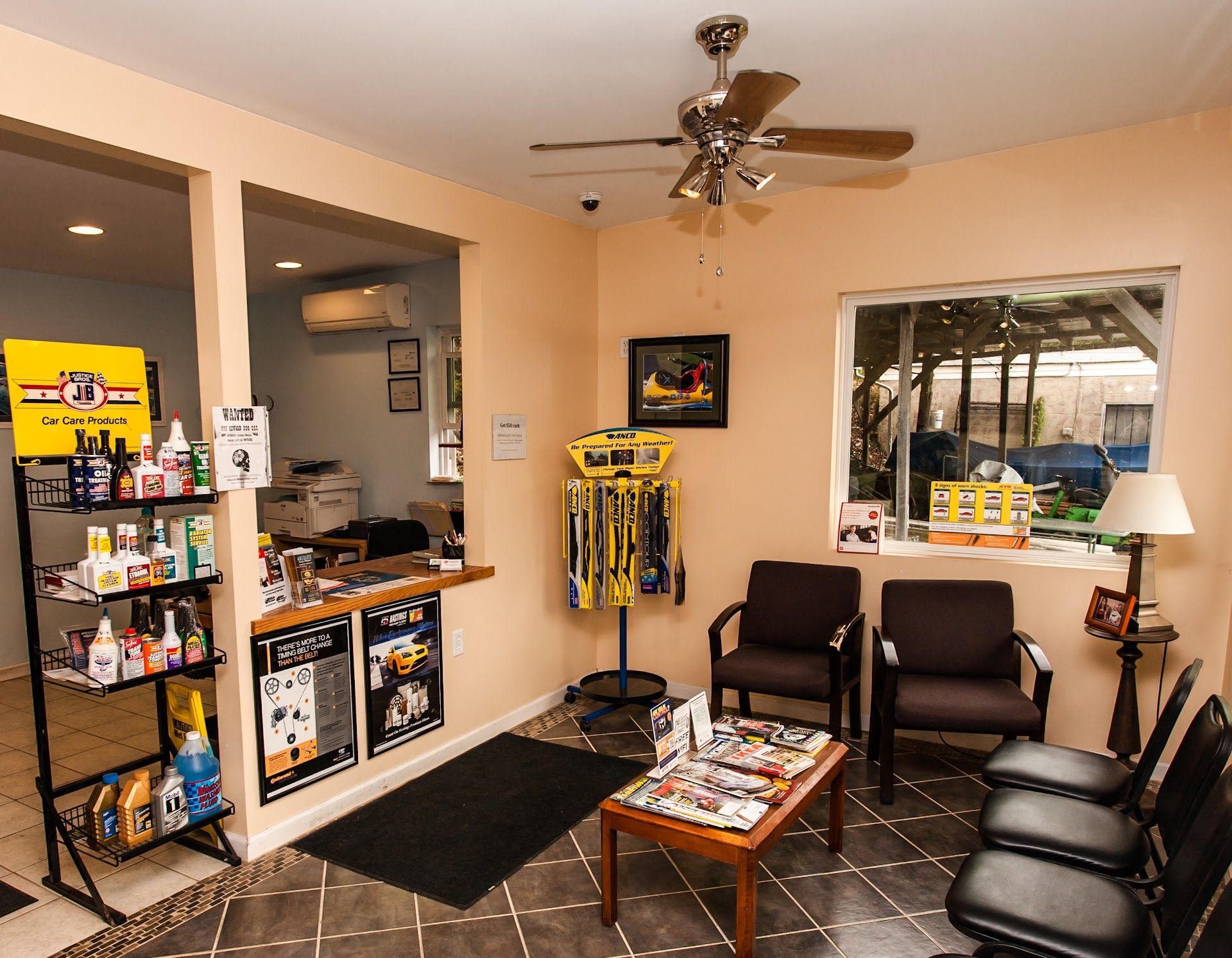 Comfortable Office And Lobby Interior | Absolute Auto Repairs & Sales