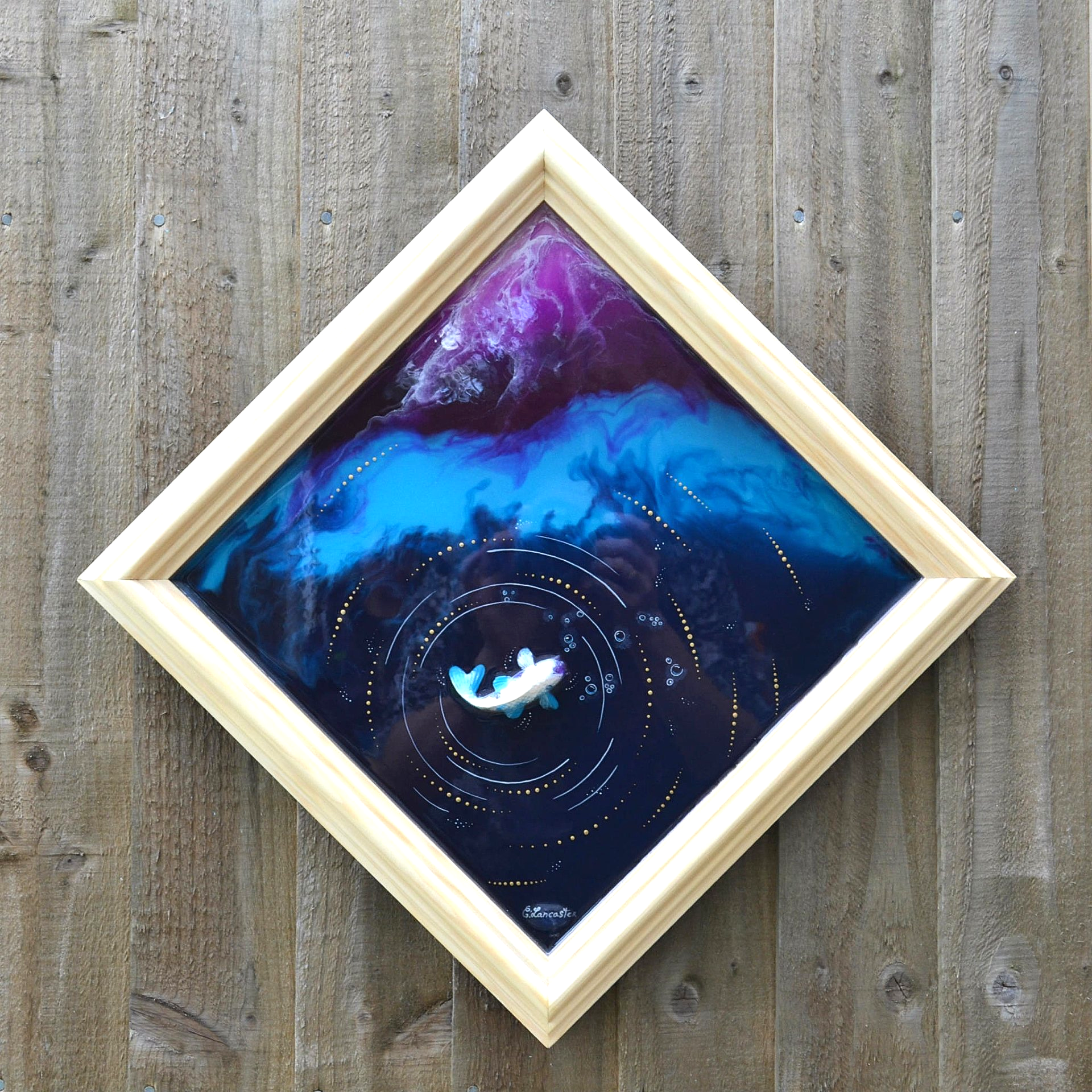 Tranquil Fortune, original resin painting representing a coy fish in 3 d, swimming freely in the calm water