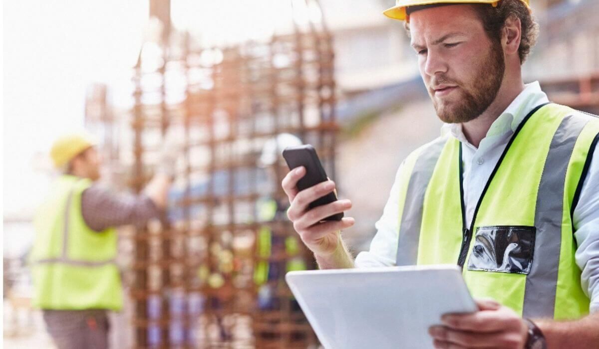 CCTV app on phone construction manager