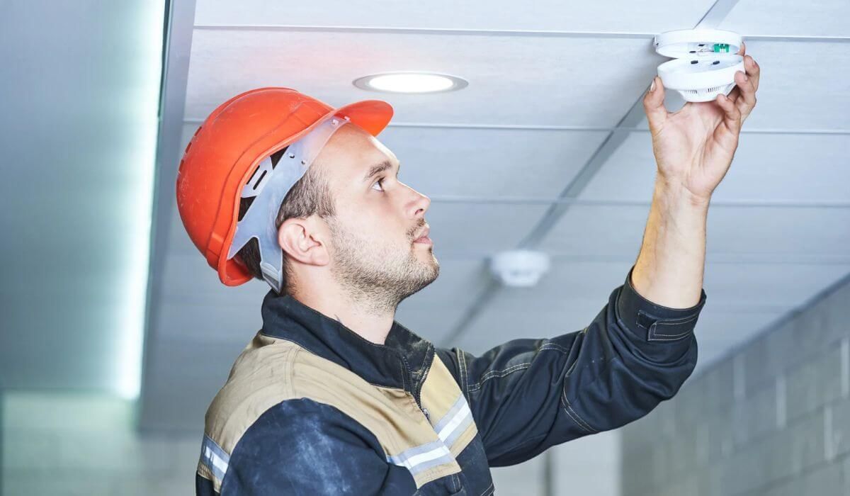 Installing fire detector ceiling