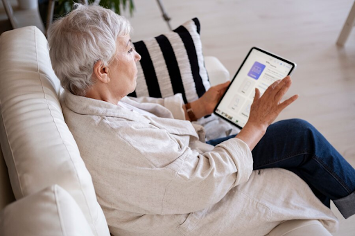 How to Set Up Smart Home Monitoring for Elderly
