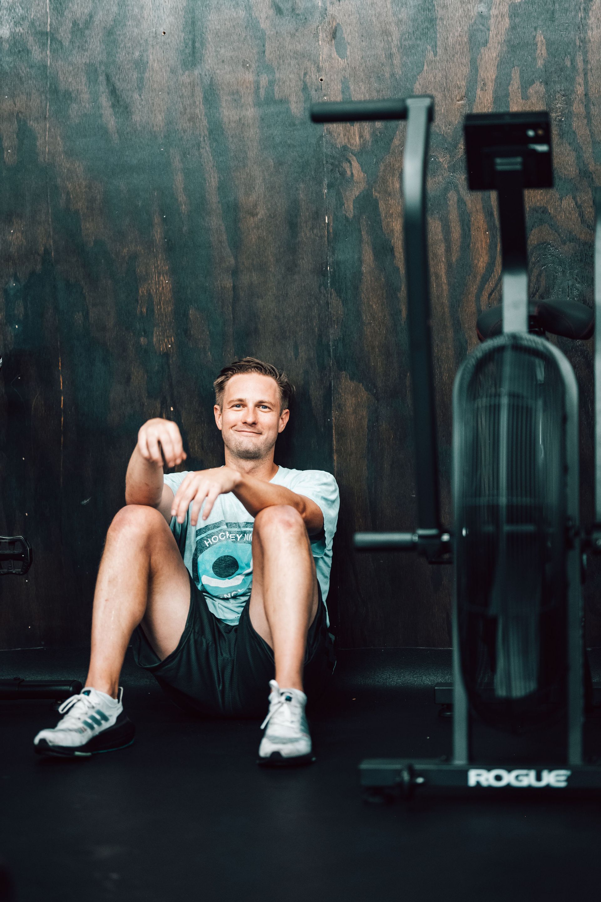 Coach Mike explaining morning vs evening workouts for fat loss at CrossFit Cornelius
