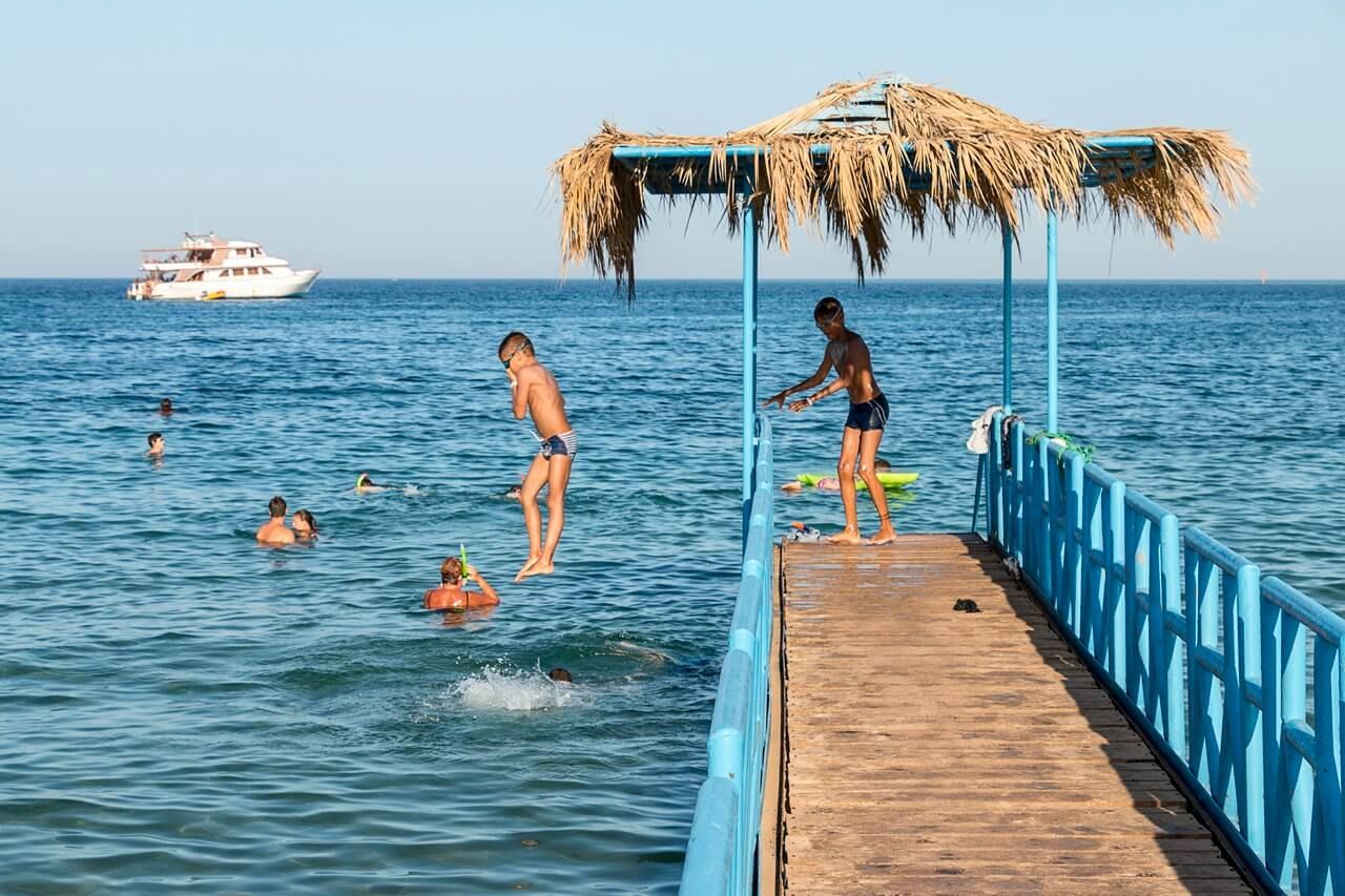 Cairo and Hurghada holiday package,Nile cruise and Red Sea stay,Pyramids and Sharm El Sheikh tour,7 days Egypt Red Sea tour,10-day Egypt and Red Sea adventure,12 days Cairo with Nile Cruise and Red Sea,Red Sea honeymoon packages,Egypt Easter vacation 2026,New Year Nile cruise and Red Sea