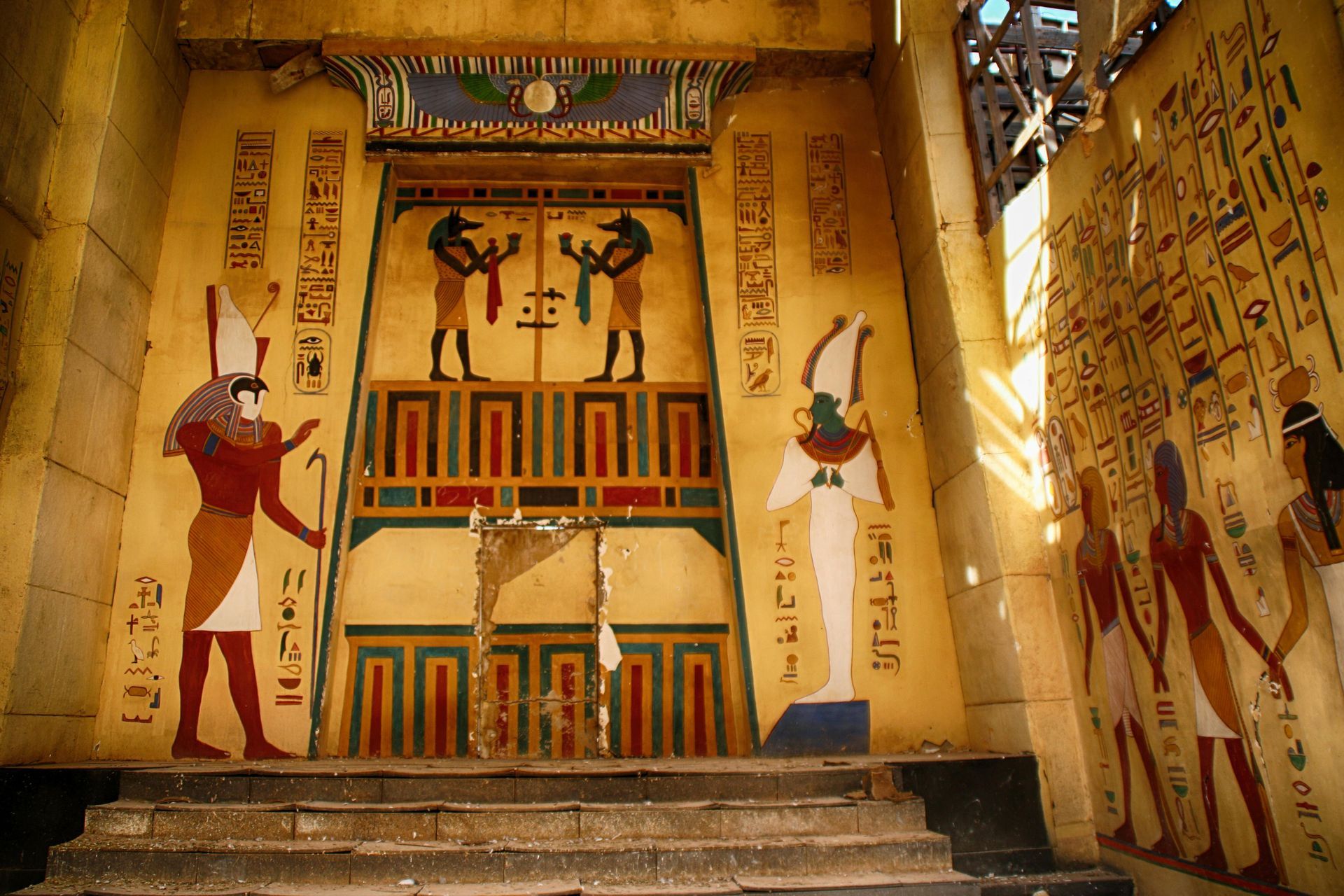 Best Nile Cruise Luxor to Aswan 2025/2026,Luxury Nile River Cruises Egypt,5-Day Nile Cruise Luxor to Aswan,Nile Cruise and Stay Holidays,All-inclusive Nile Cruise Packages,3-night Nile cruise Aswan to Luxor, 4-night Luxor to Aswan cruise, 7-day Egypt Nile cruise,Ultra-luxury Nile cruise, 5-star deluxe Nile cruise, budget Egypt Nile cruise trips,Nile cruise with Abu Simbel, Valley of the Kings tours, Philae Temple excursions,