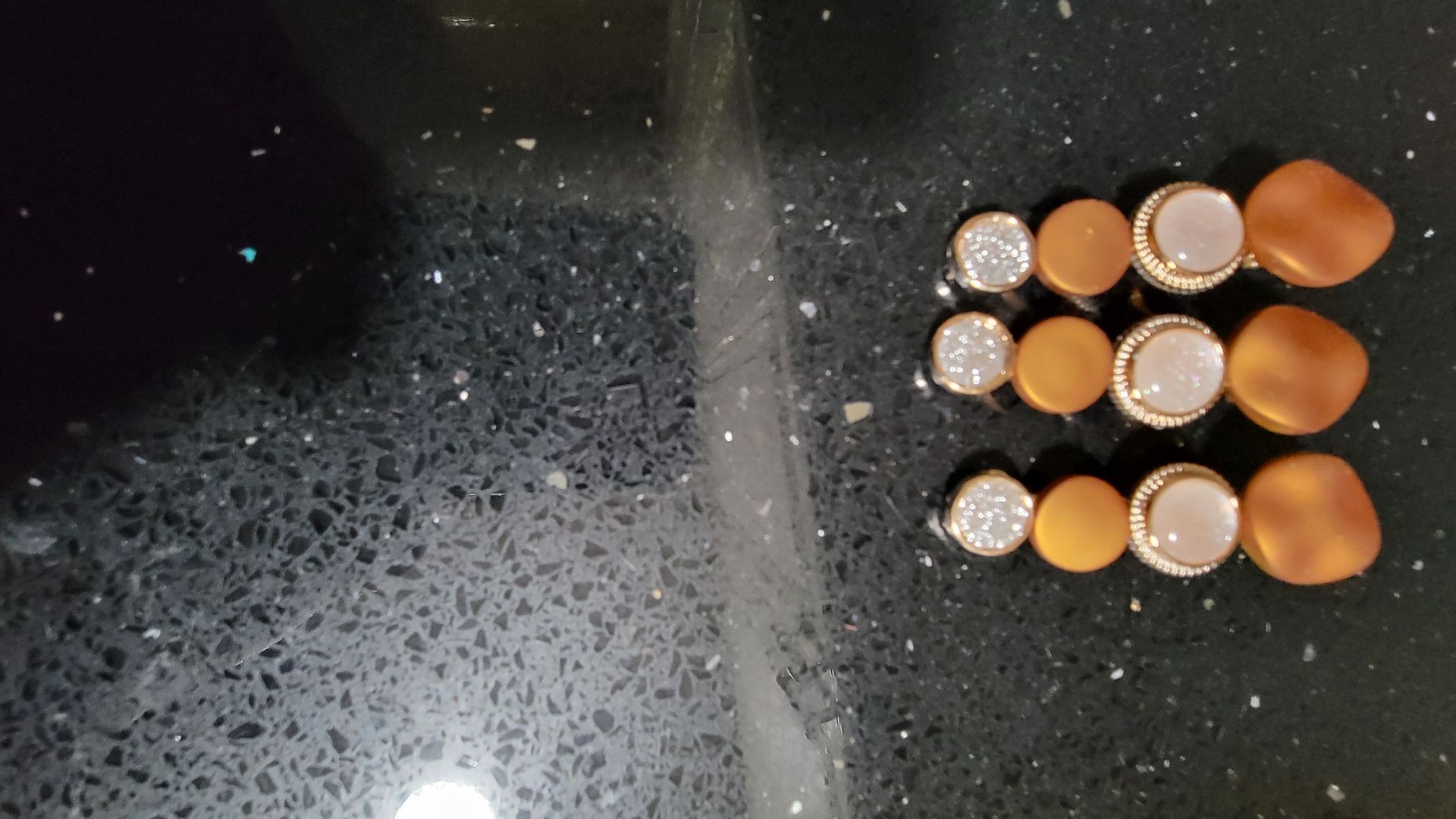 RF368 - 2 Pair Brown / Bronze Hair Pins