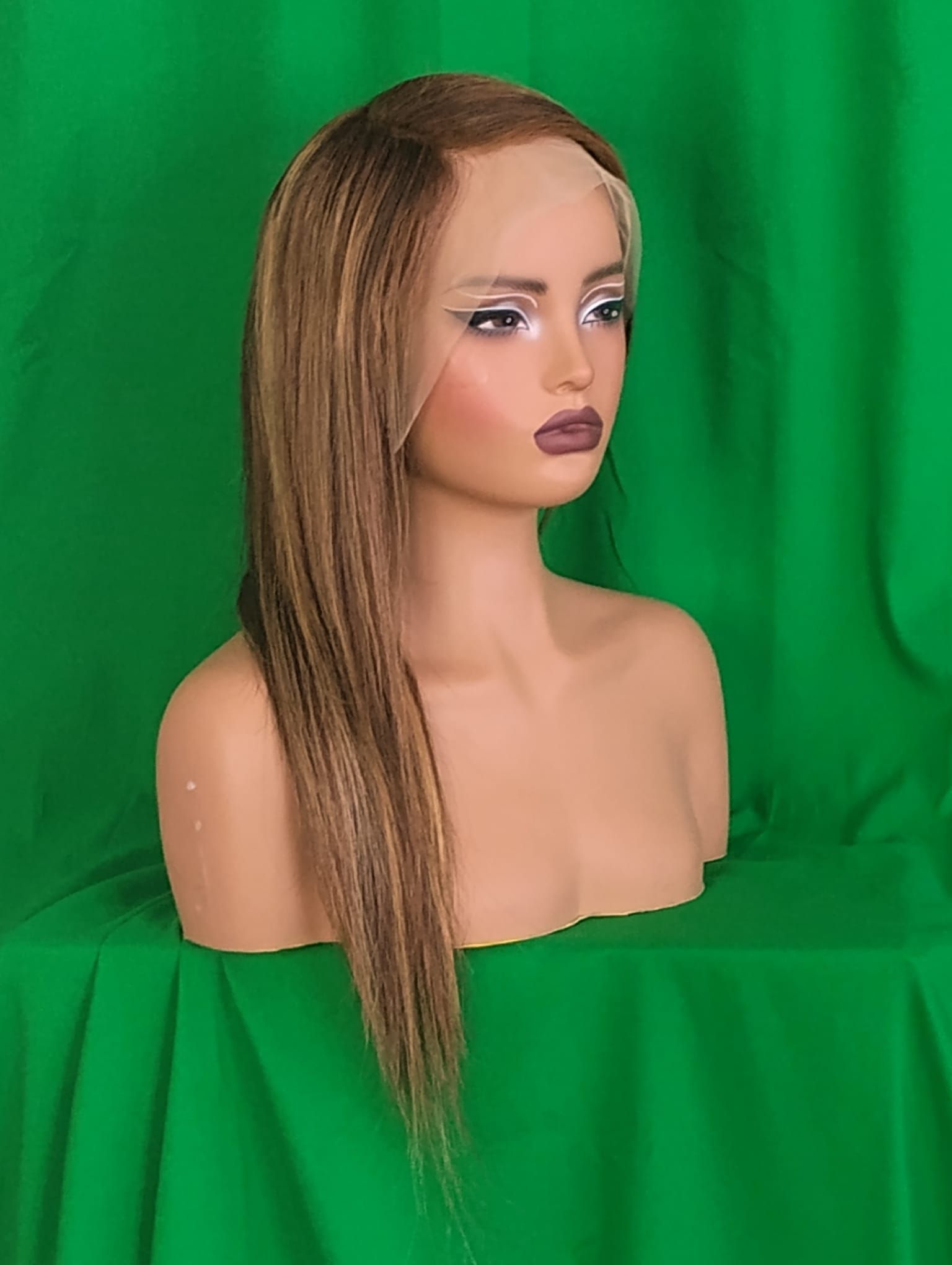 RF368 - 24  Inch - 27/4 # 13x4  Frontal Wig Straight