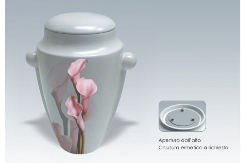 Urna con fiore