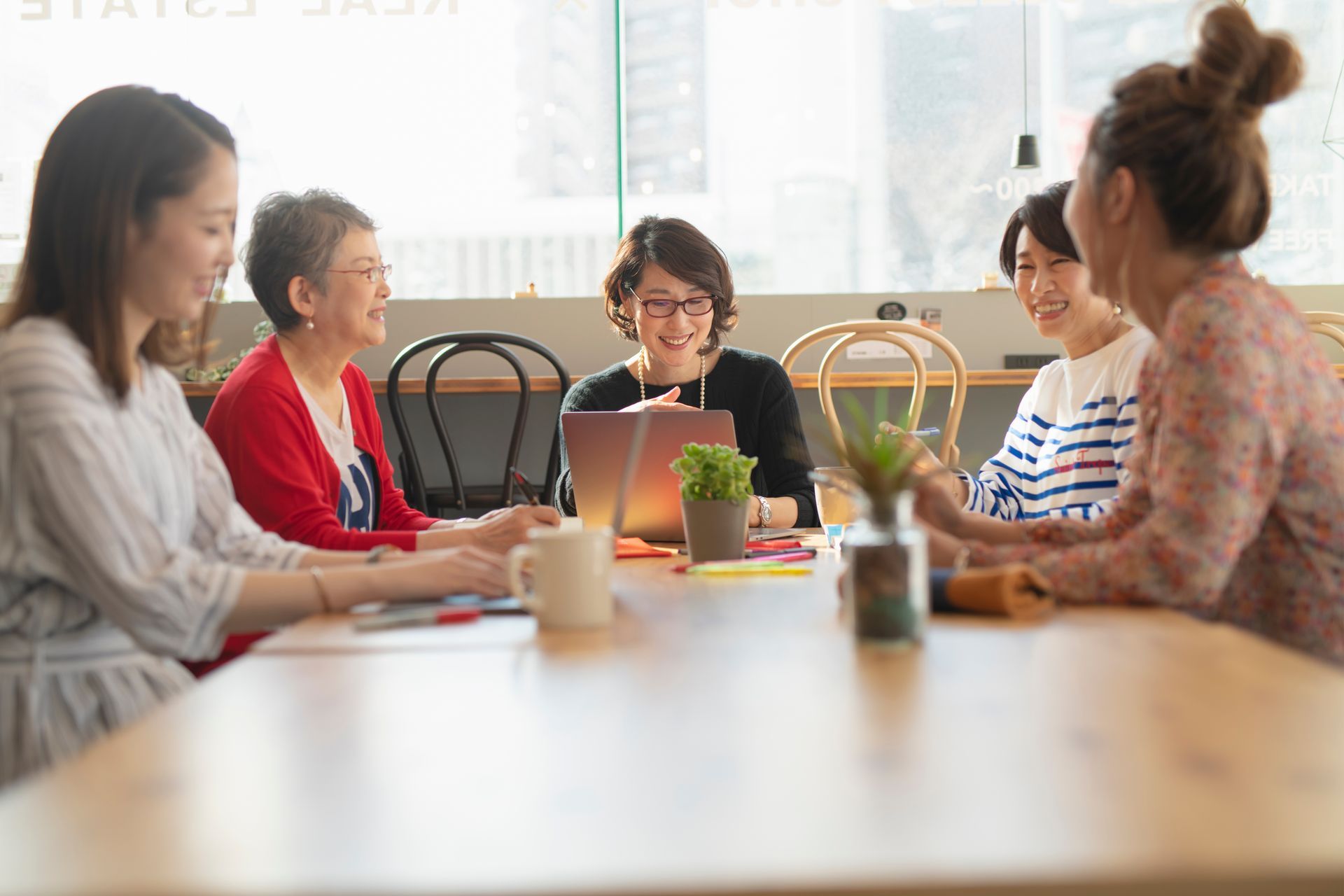 to 55 Bay Street Apartments for Rent Victoria