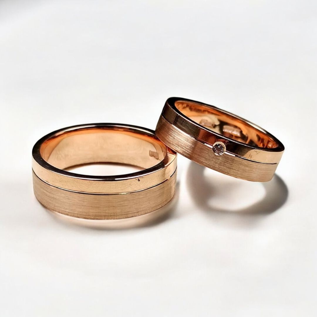 Anillos de boda Dos Oros 10 y 14 Kilates.