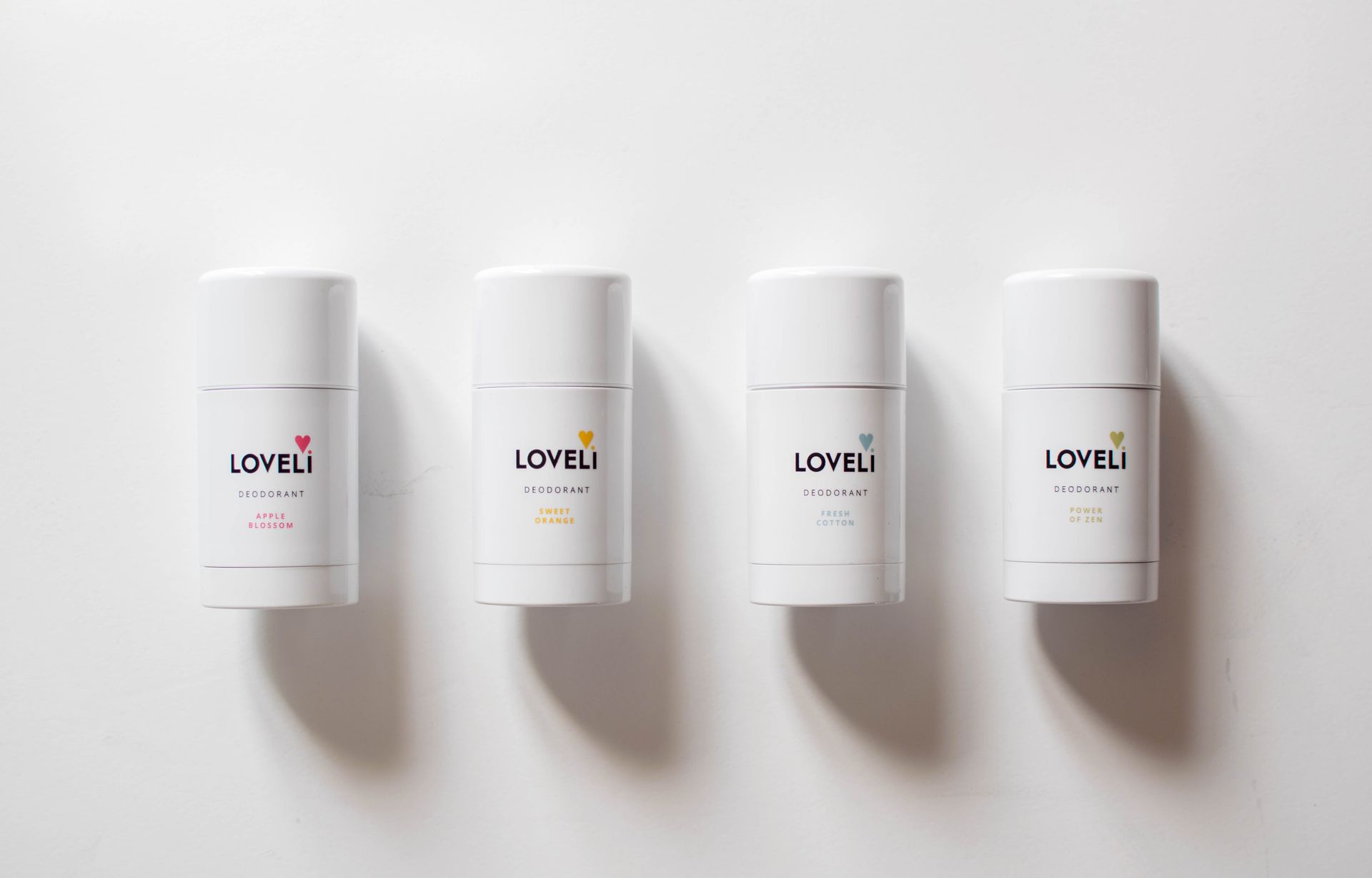 Loveli natuurlijke verzorgingsproducten voor dagelijkse huidverzorging.