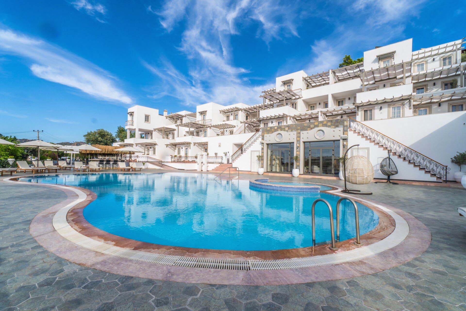 Elementa Boutique Hotel also works with Hotel Linkage.