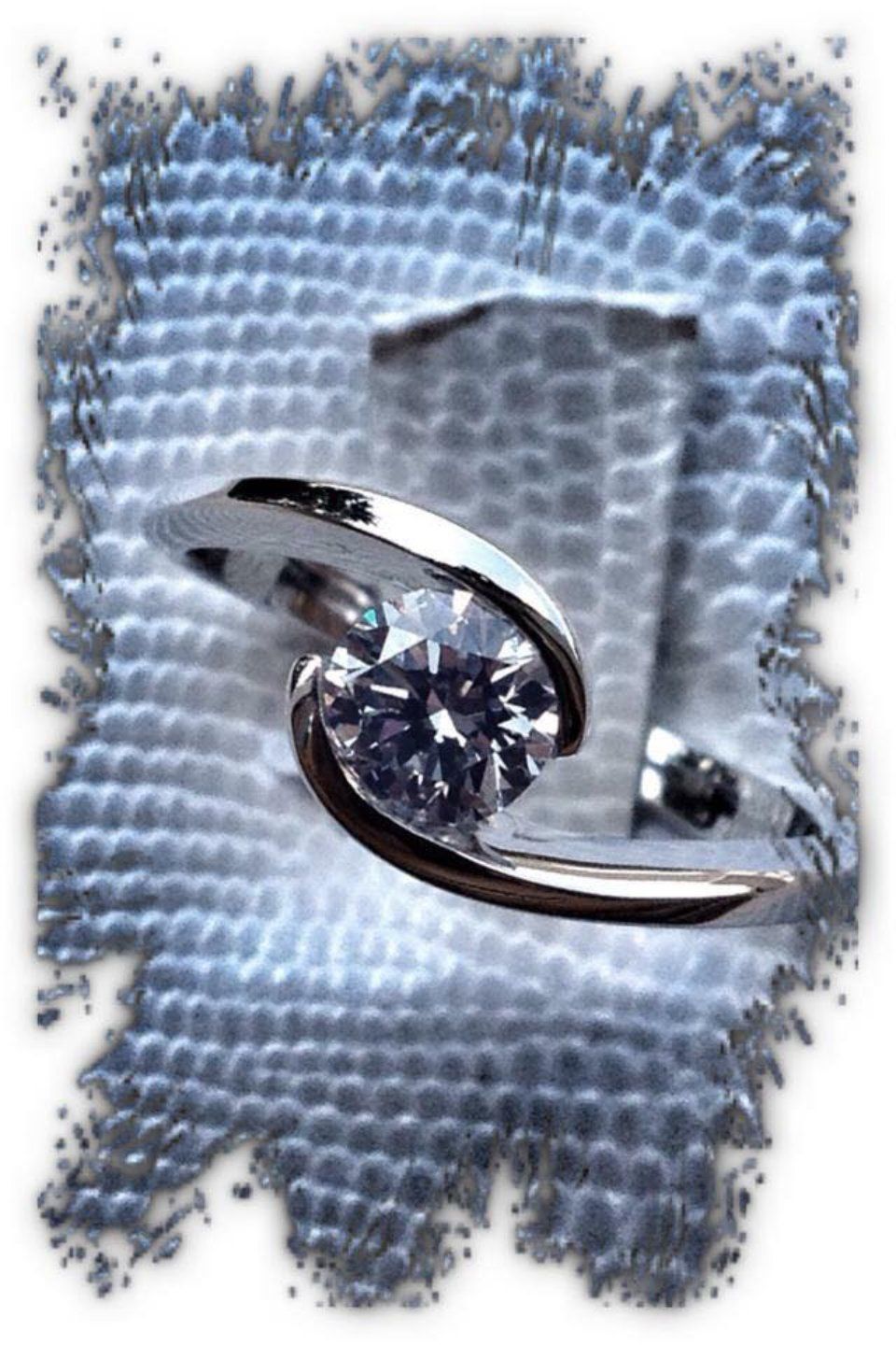 Anello con diamante
