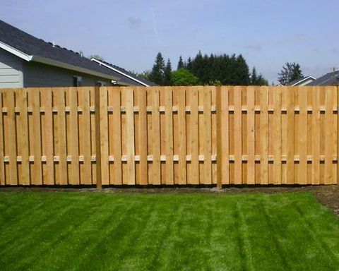 Pinecrest Fence Company | Philadelphia Residential Wood Fencing Company