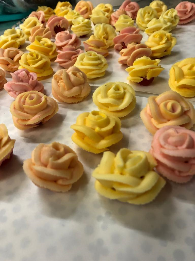 decorazioni di zuchero a fiore