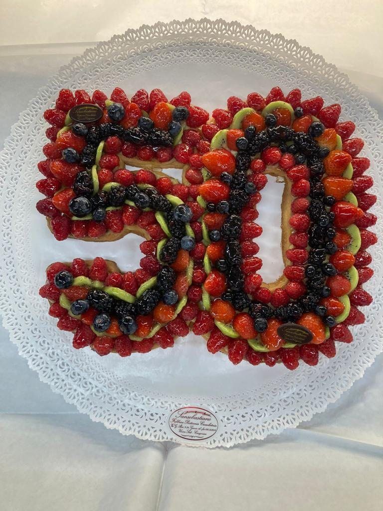 Torta per 50 anni alla frutta
